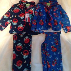 😴Elmo pajama sets for $10😴