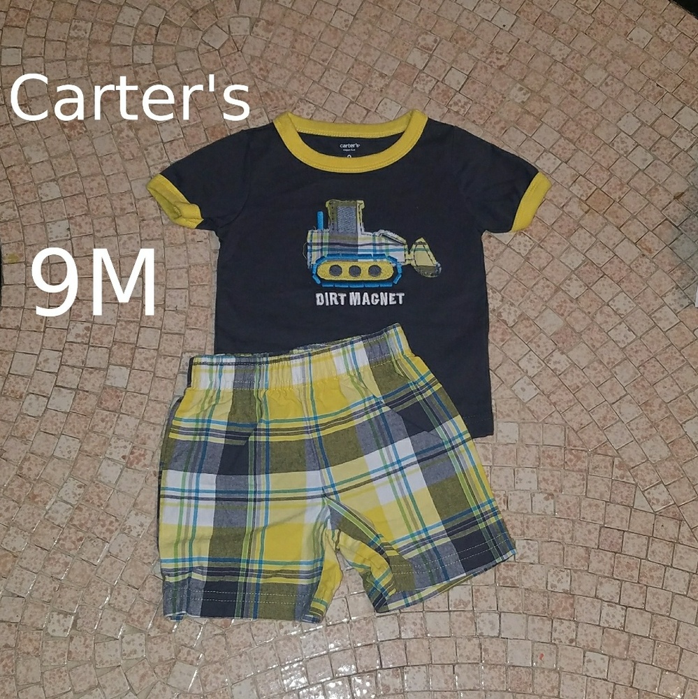 🚫🚫SOLD🚫🚫 Carter's - Boys Size 9M