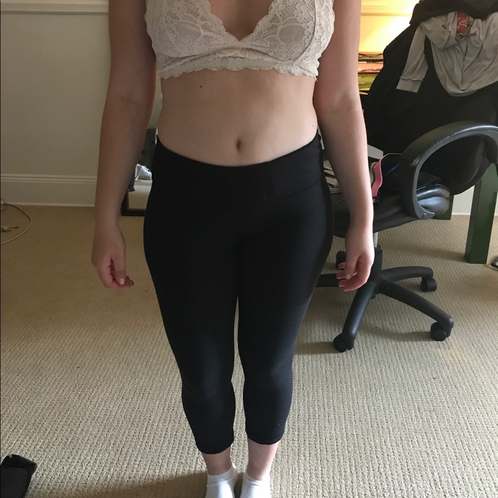 Cropped lulu lemon leggings
