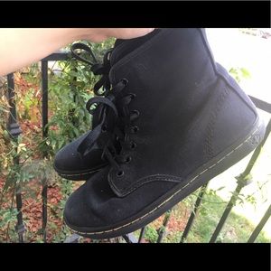 Black canvas Dr. Martens