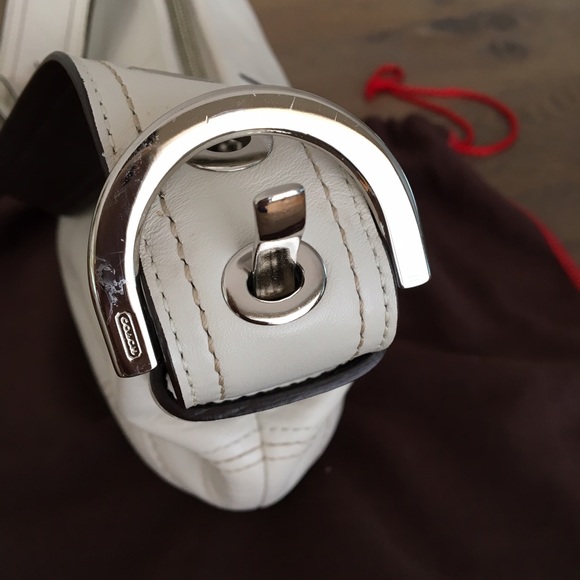 EUC Coach Leather Handbag - Picture 4 of 5