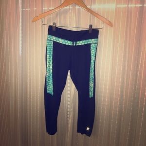 Front tie work out pants with fun pattern