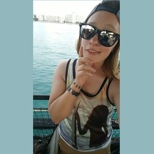 Meet your Posher, Johannah