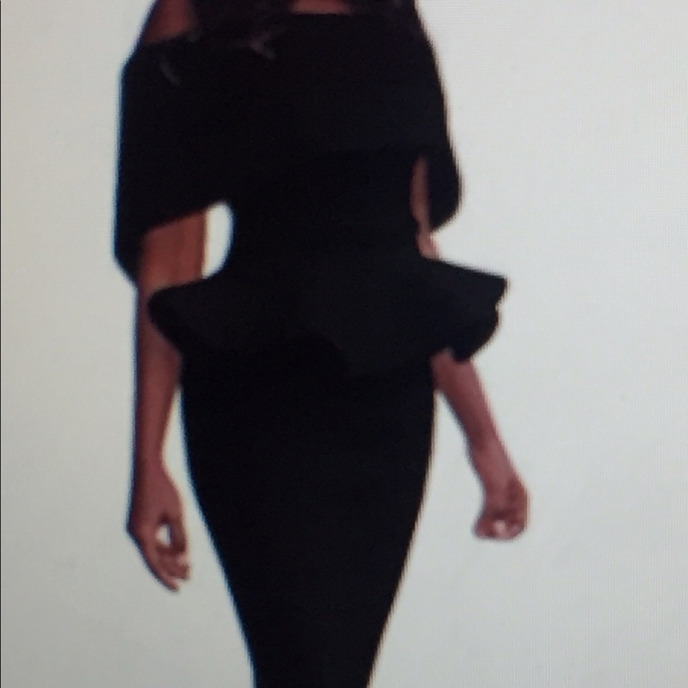 Dress - Picture 2 of 2