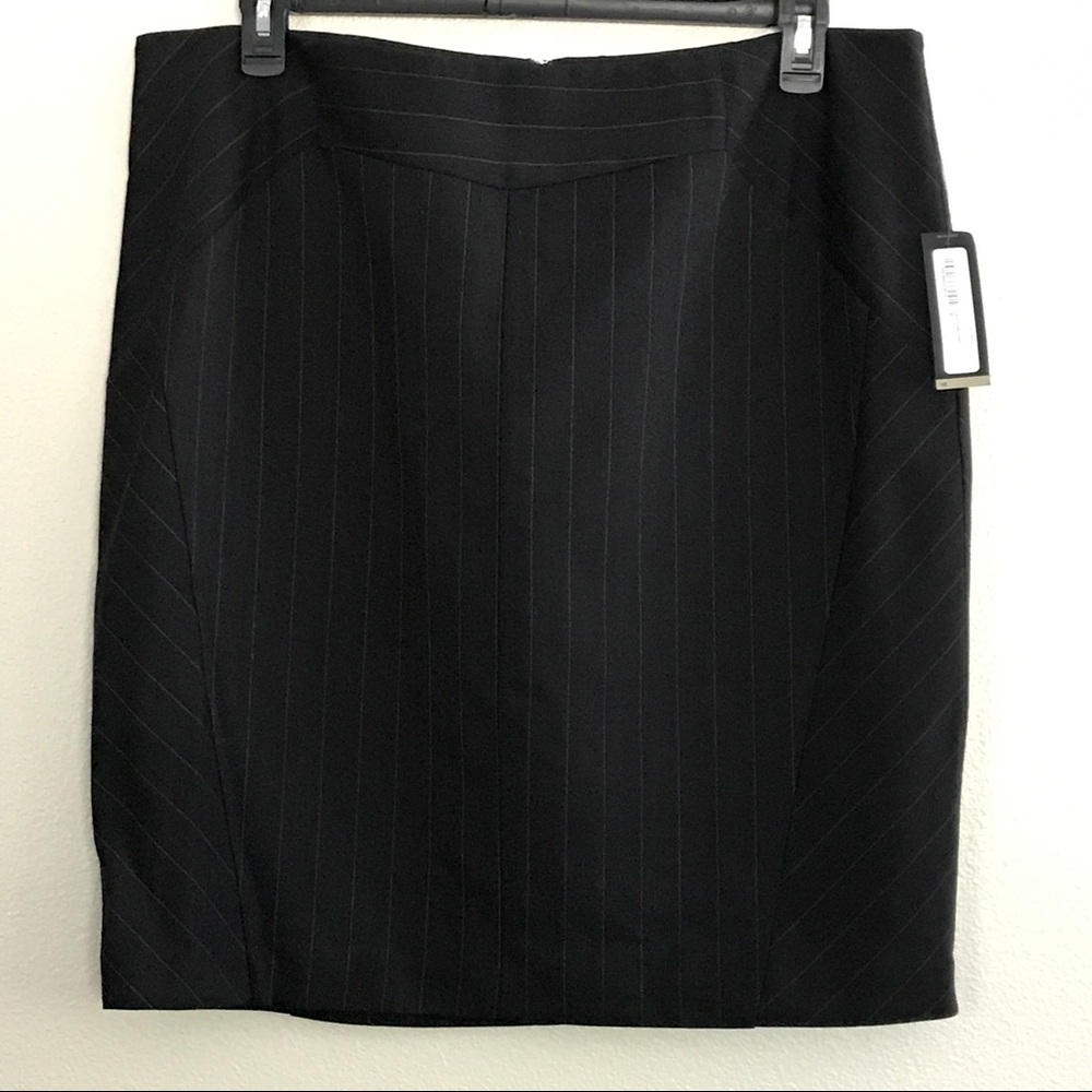 WOMEN'S SUITING SKIRT BLACK TICKING STRIPE NWT