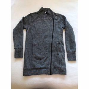 NWT Lululemon Back To It Wrap, 2 Heathered Black