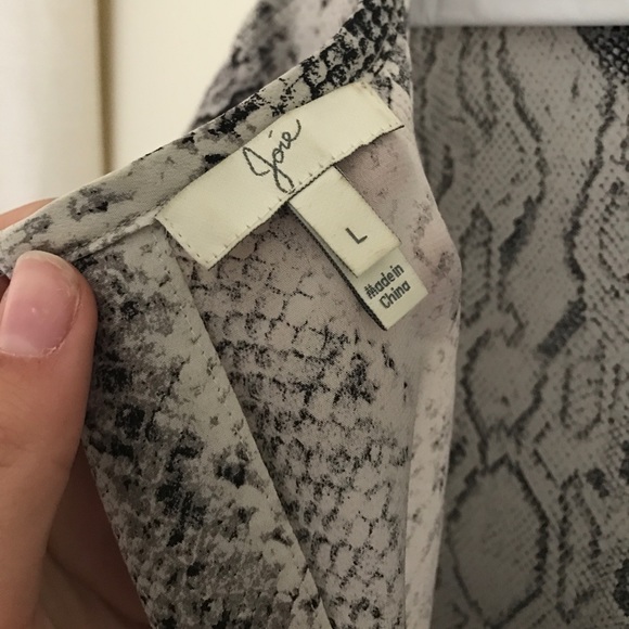 JOIE snakeskin silk top - Picture 2 of 3