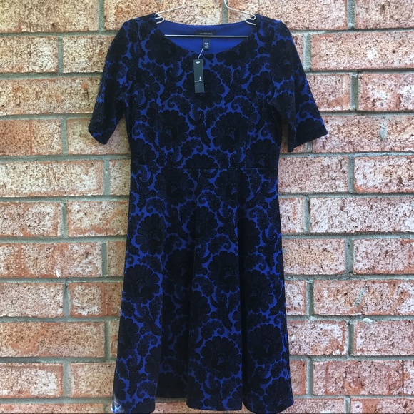 Lands’ End Velvet Floral Holiday Dress - Picture 1 of 3