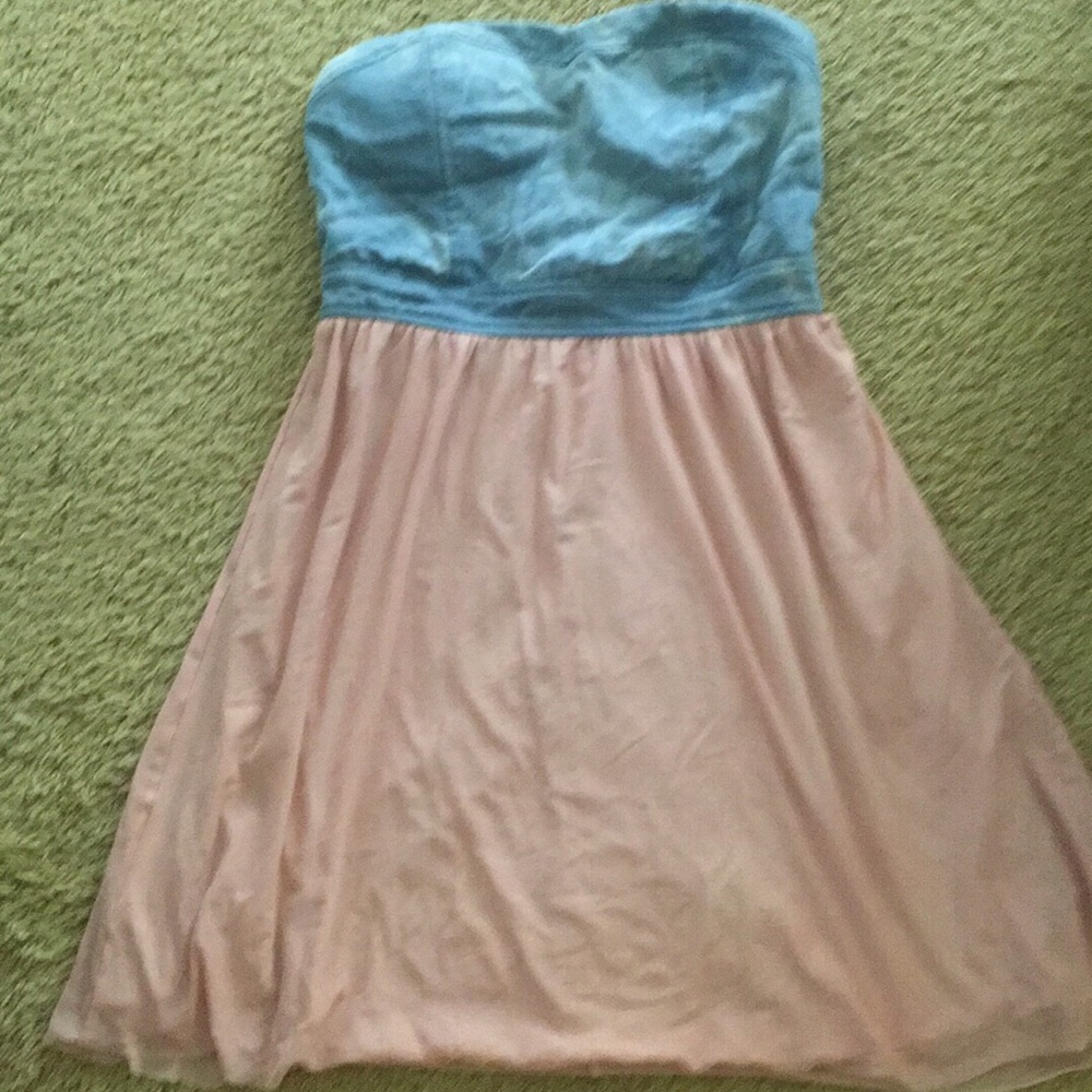 Pastel strapless dress