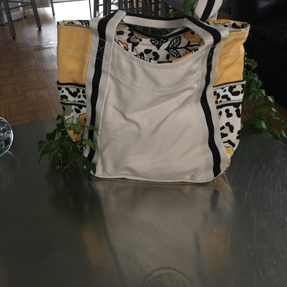 VERA BRADLEY CANVAS TOTE