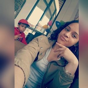 Meet your Posher, Sandra