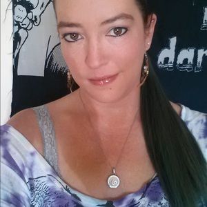 Meet your Posher, Jacqueline