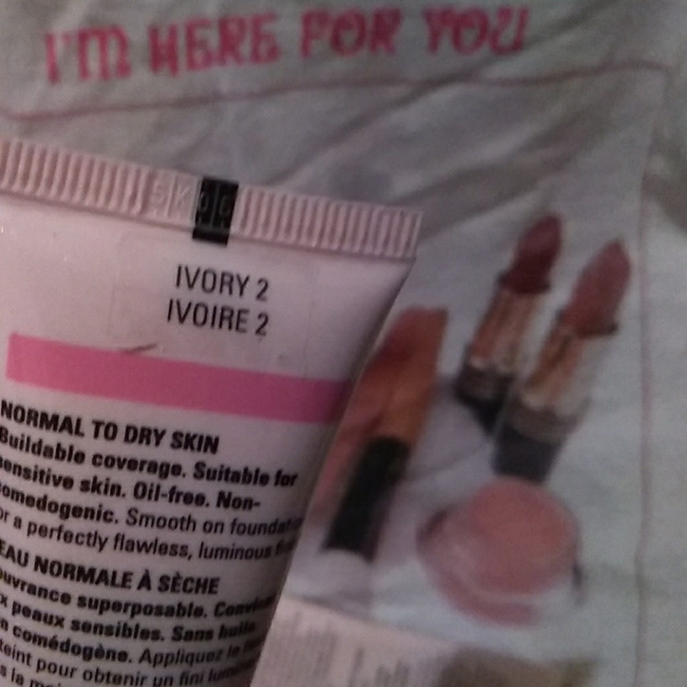 Liquid foundation ivory 2