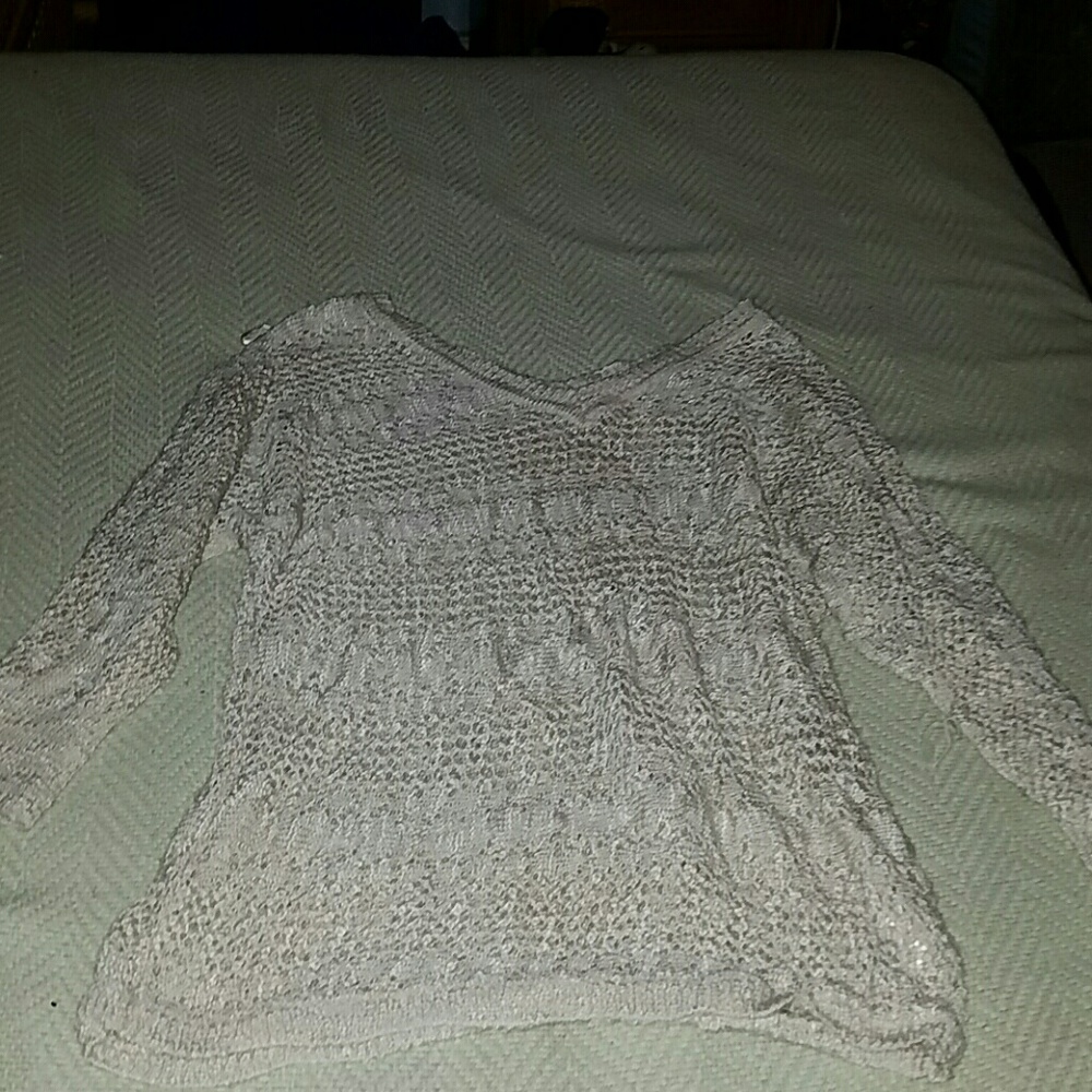 Cream wide knit v neck sweater