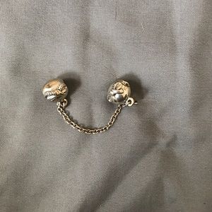 Pandora bow bracelet holder