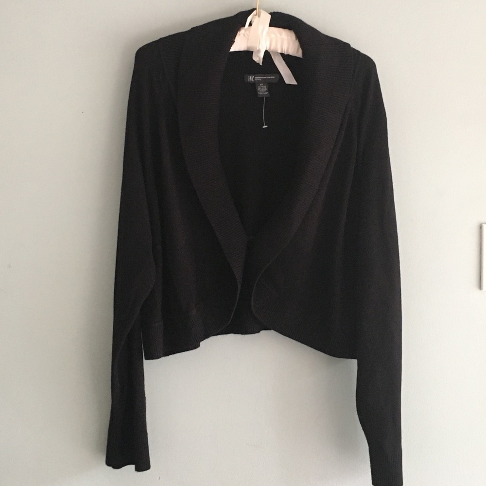 💖 NWOT! INC RICH BLACK SHRUG