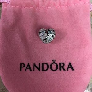 Authentic Pandora Poetic Blooms