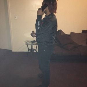 Meet your Posher, Dee