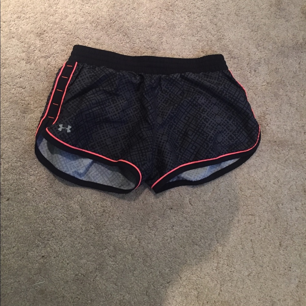 Small under armor running shorts