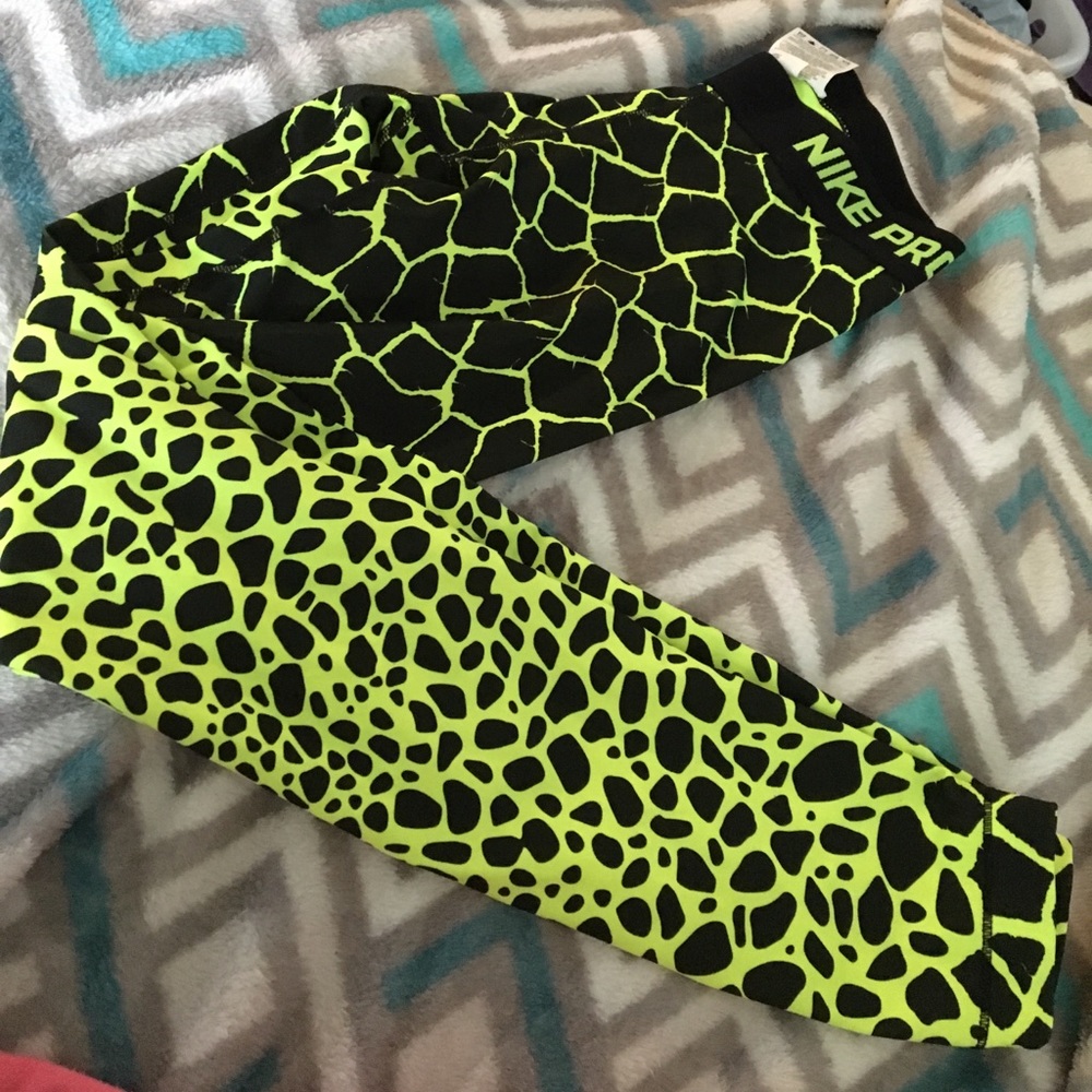 nike pro leggings