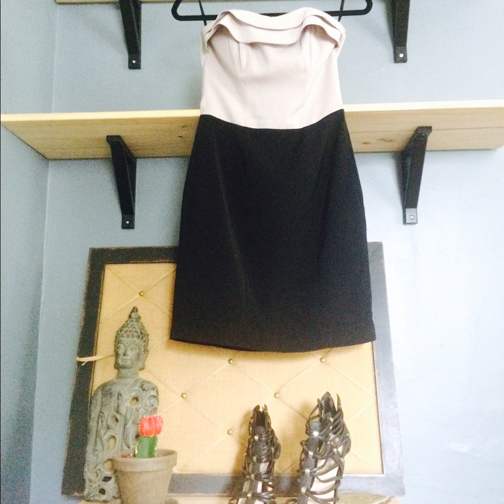 Strapless dress