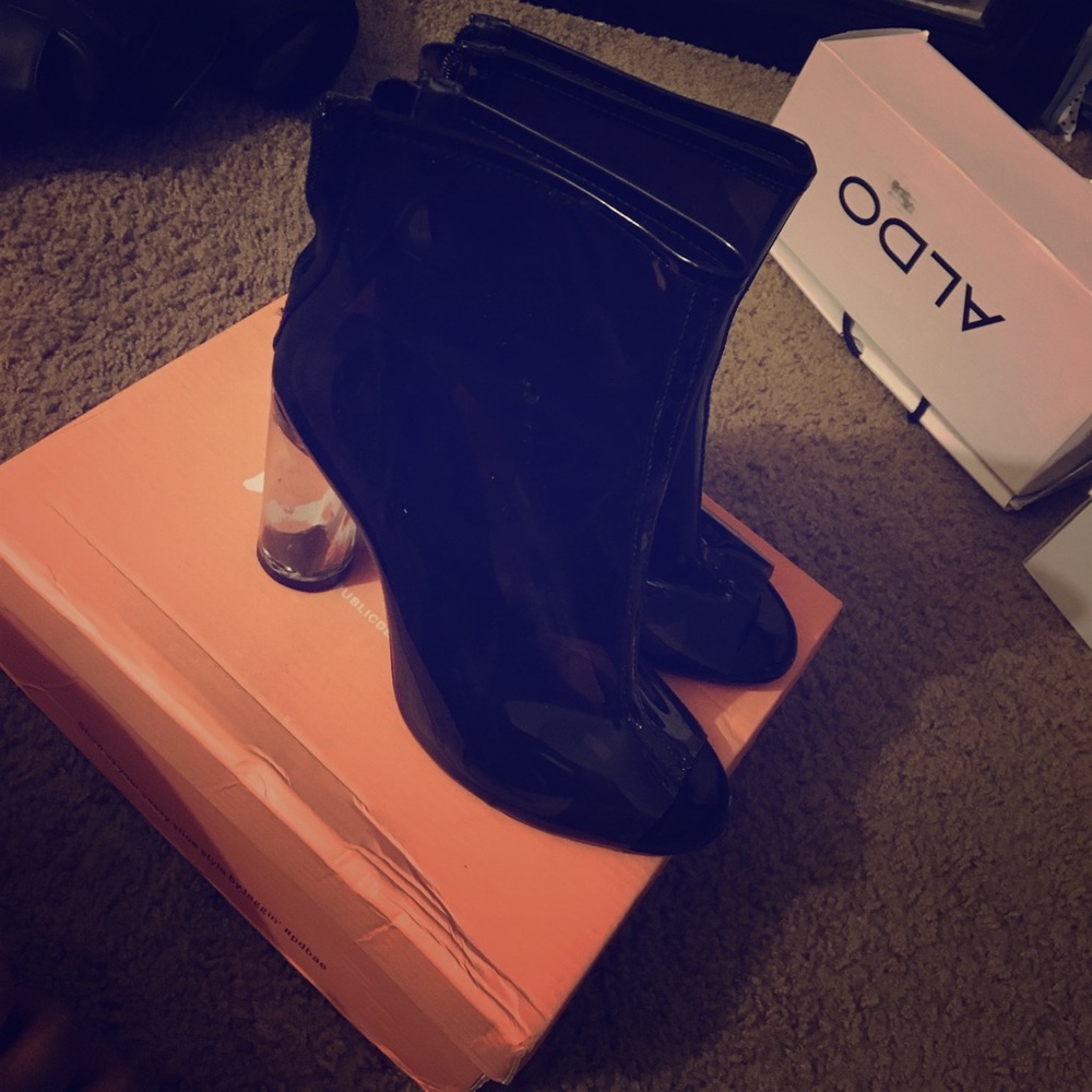 Public desire transparency heels