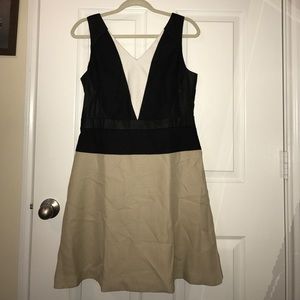 Ann Taylor -Tan, White, Black Dress