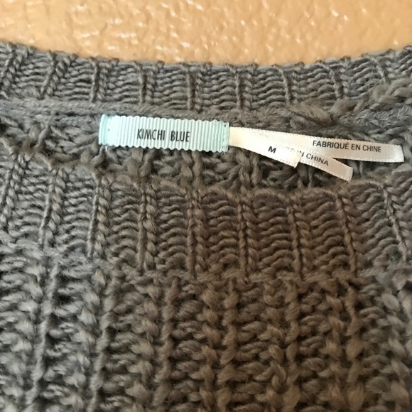 Urban Outfitters Cropped Sweater - Picture 2 of 2