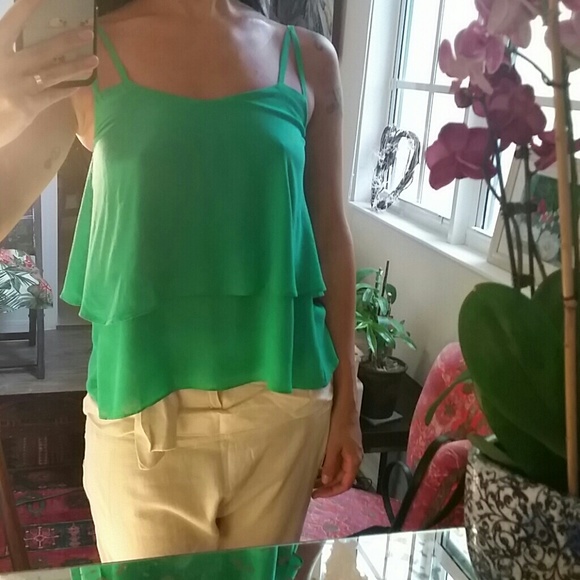 Green summer elegant top - Picture 2 of 3