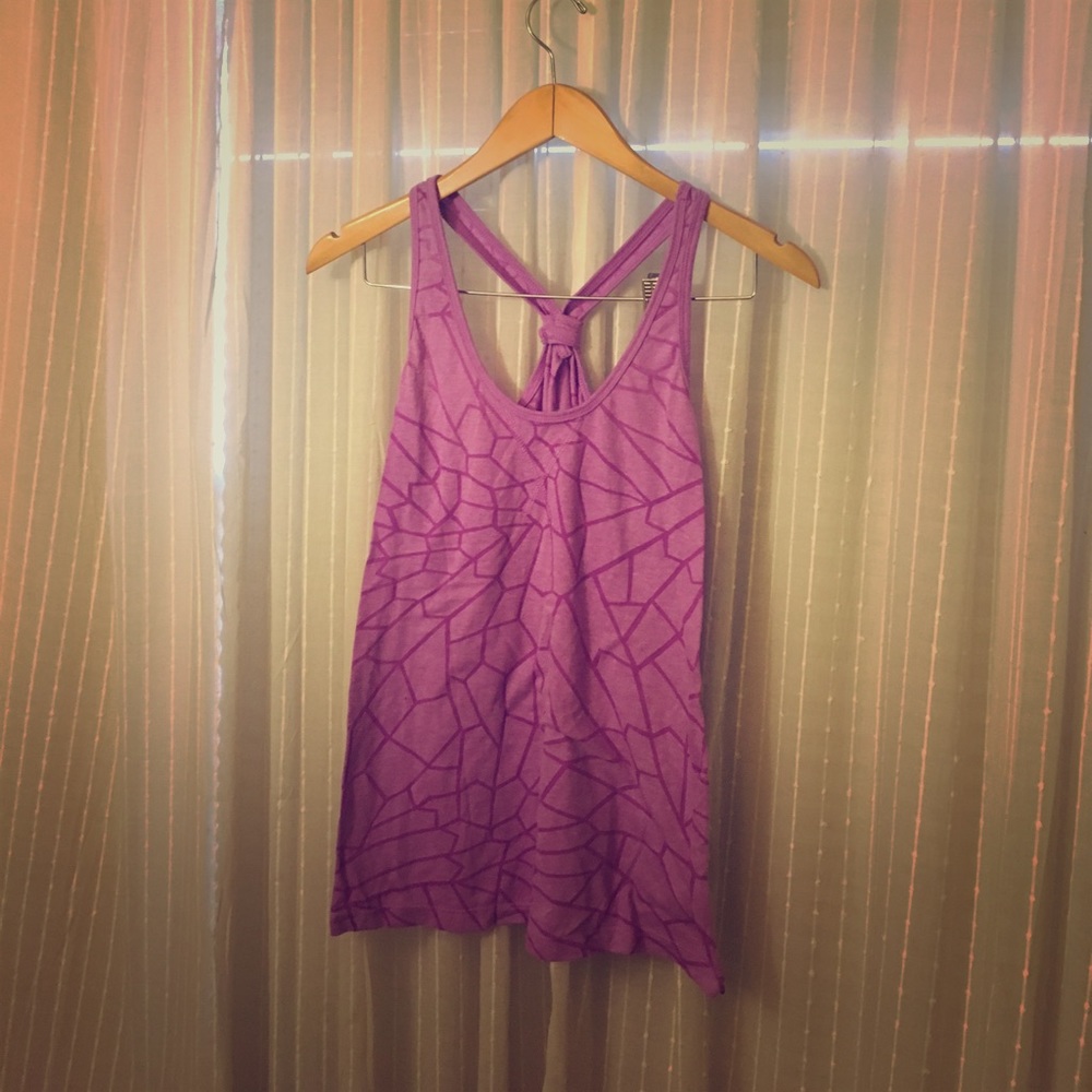 Geometric pattern racerback