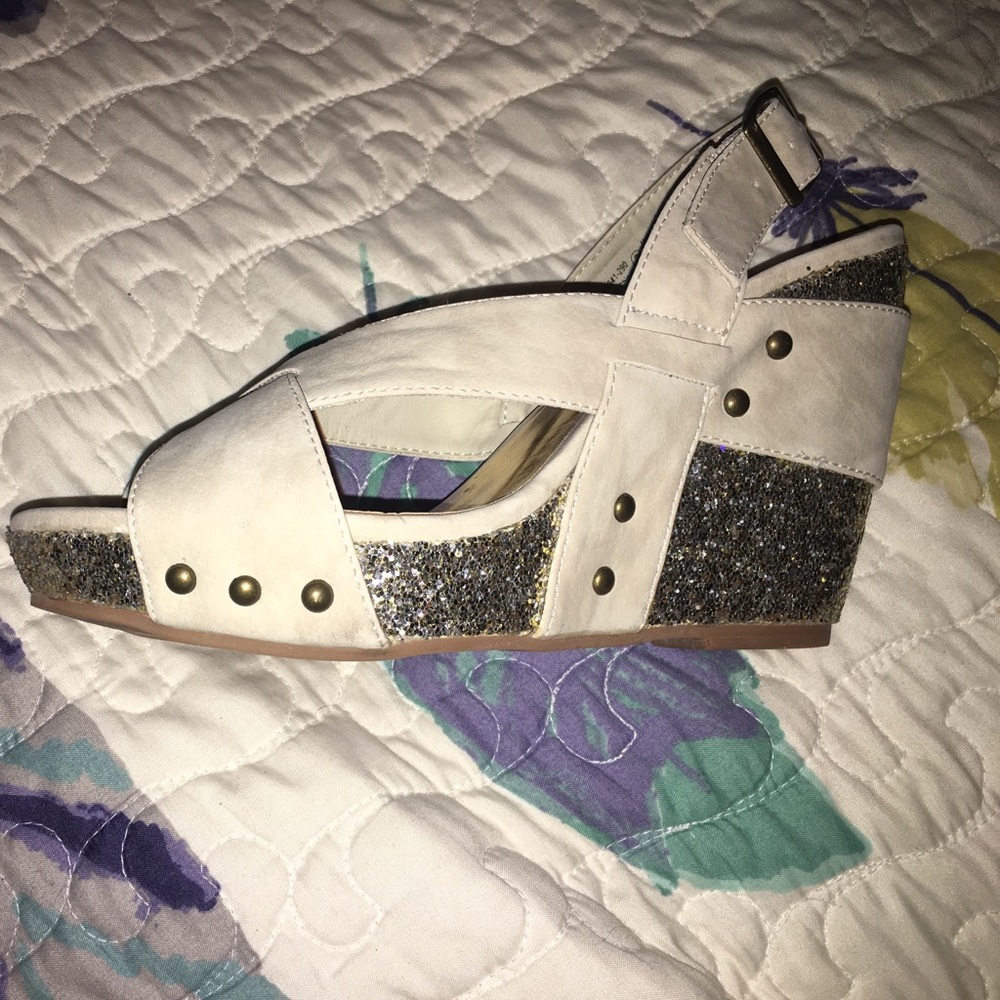 Wedges - Picture 3 of 3