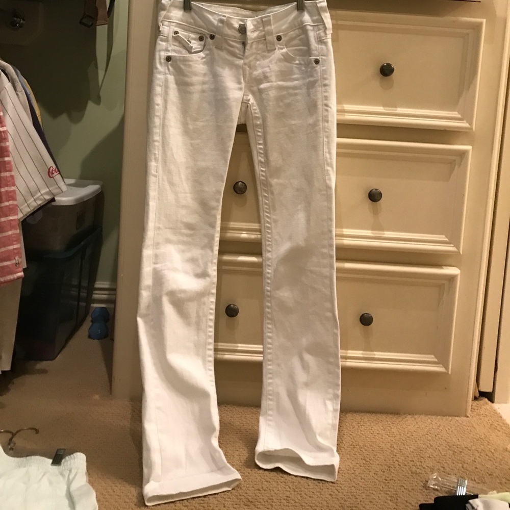 White true religion straight leg jeans