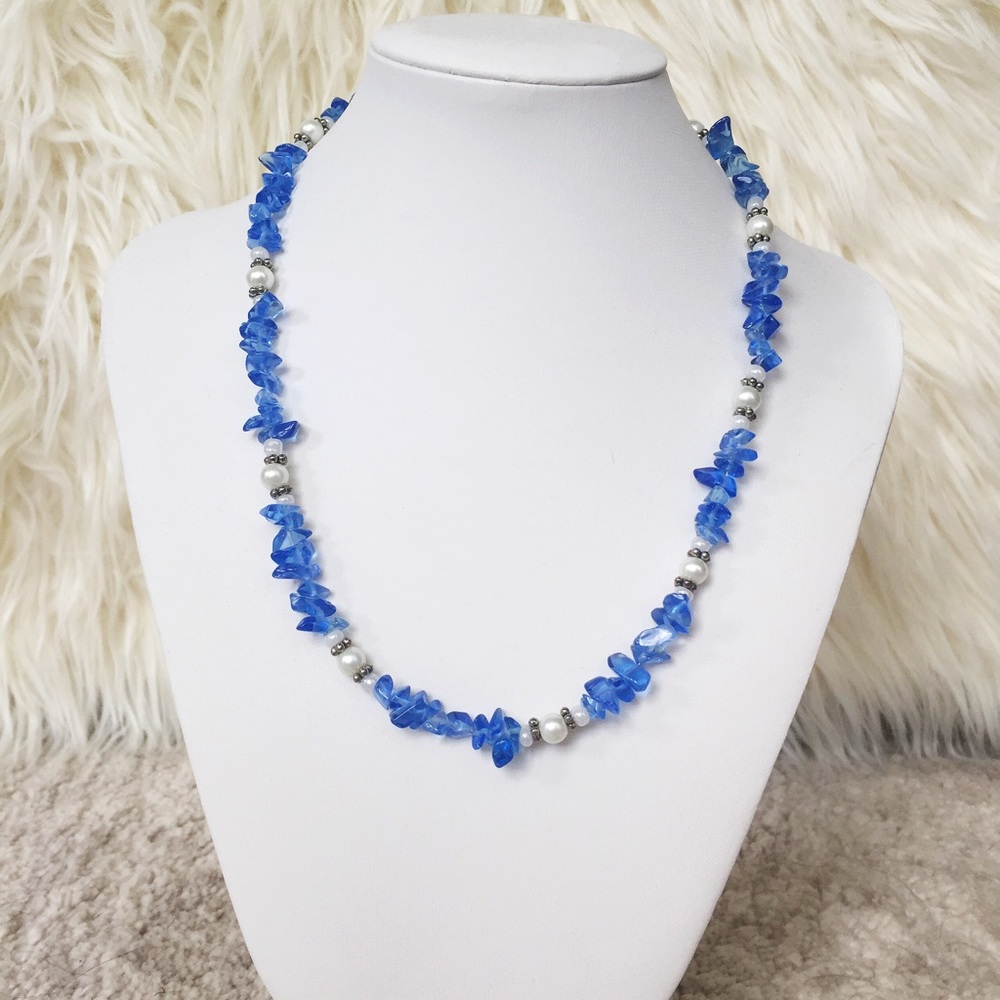 Handmade blue gemstone and pearl bead necklace