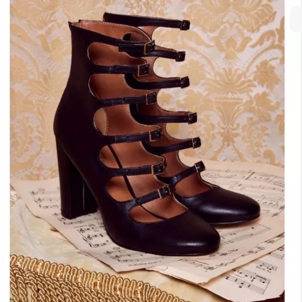 Courtney by NastyGal, The Whiskey a Go Go heel