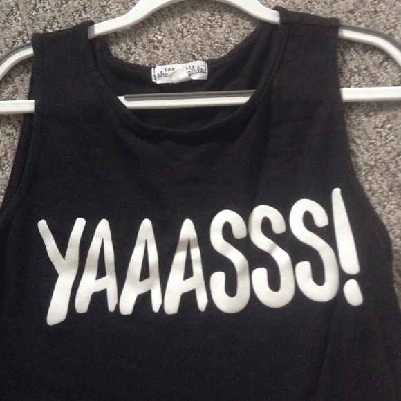 Black Tank top - Picture 3 of 4