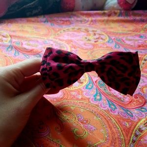 Leopard bow headband