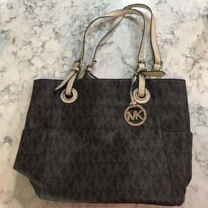 Micheal Kors tote bag