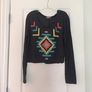 Long sleeve geometric top