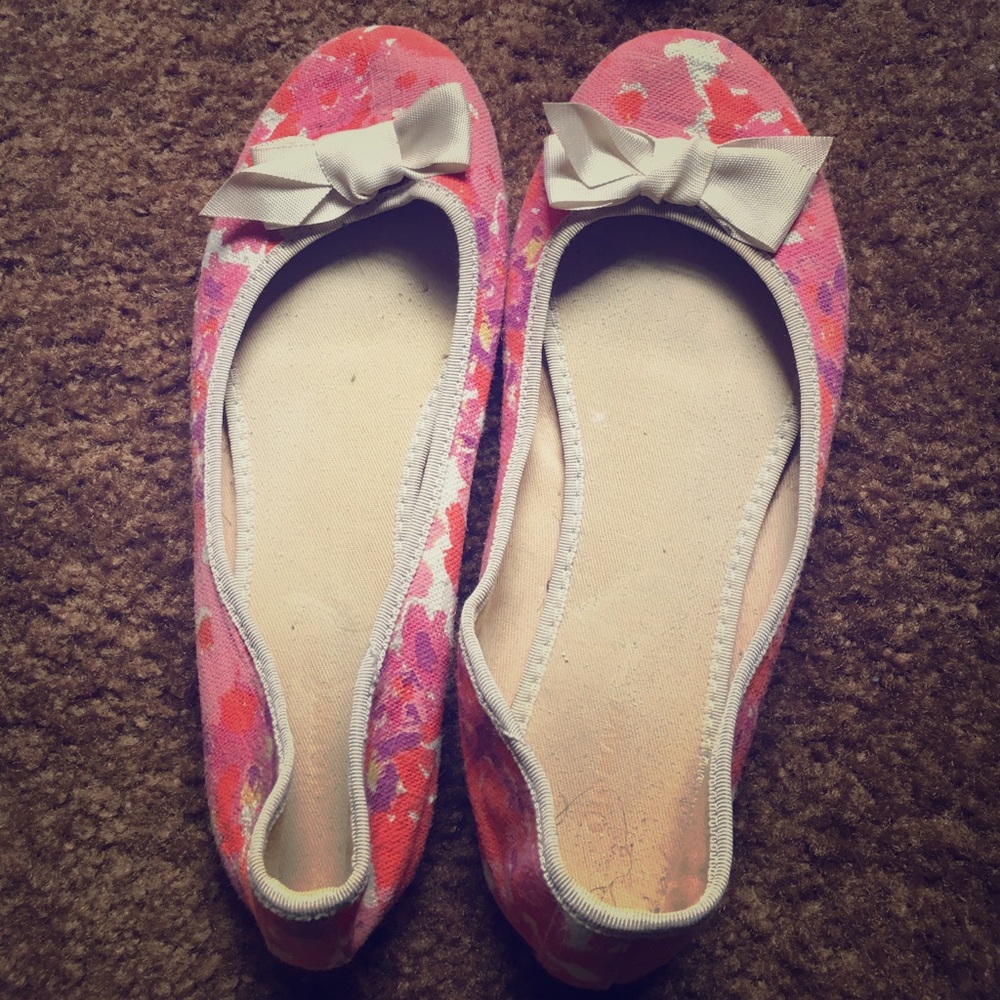 Cute inksplat bow flats