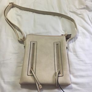 Maurice's beige faux leather handbag