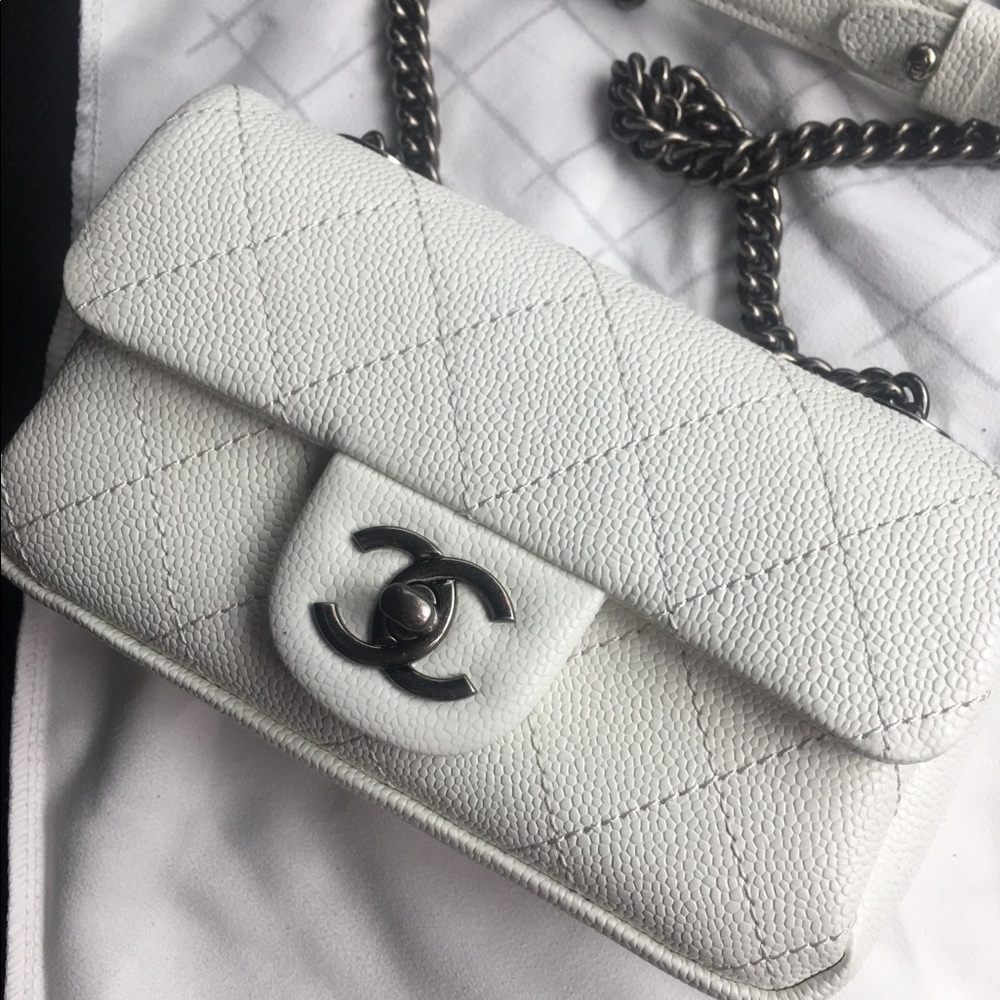 Chanel white leather handbag purse