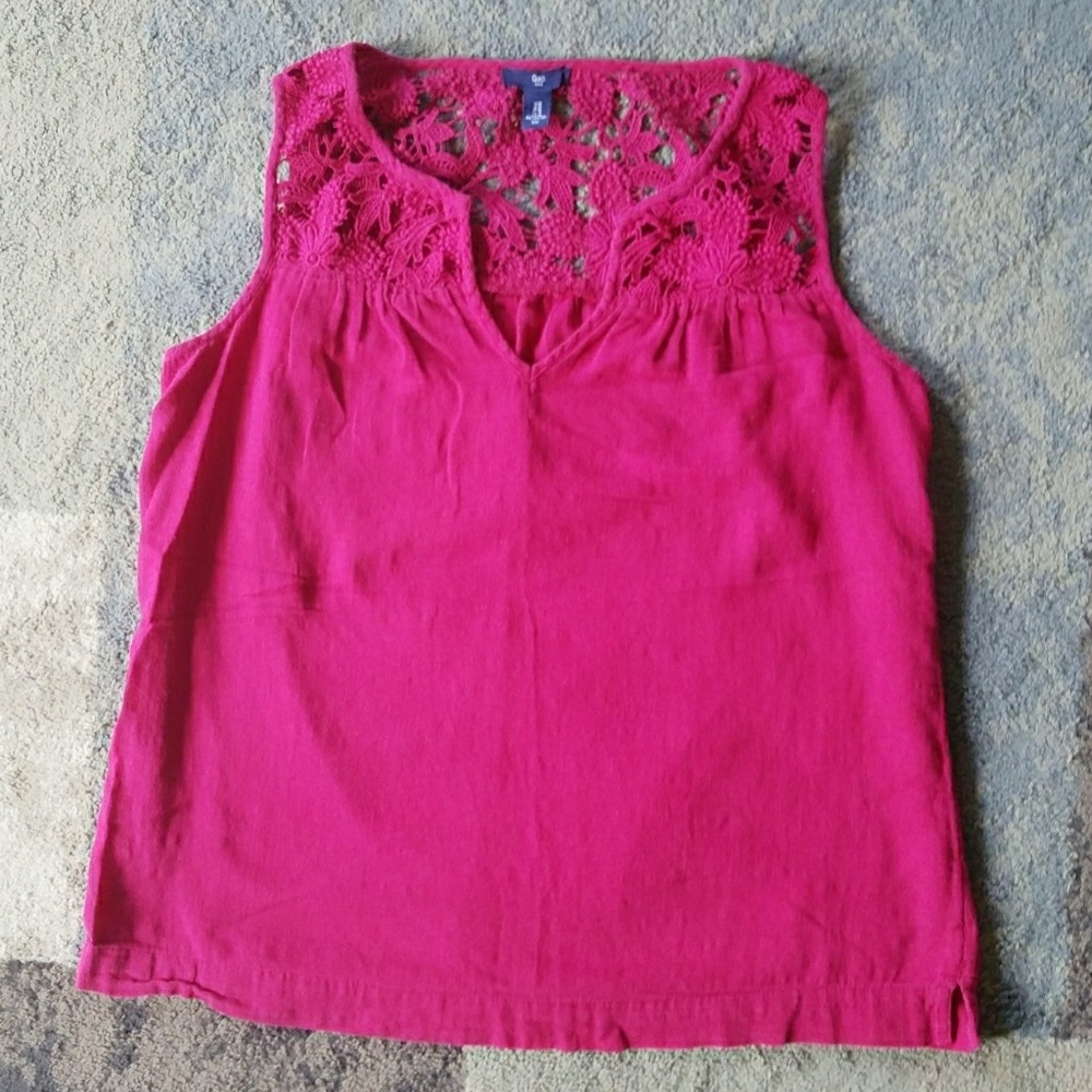 GAP Embroidered neckline flowy sleeveless top