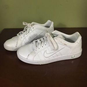 Nike court shoes