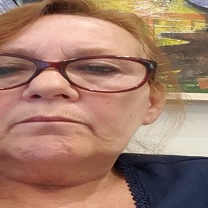 Meet your Posher, Debbie