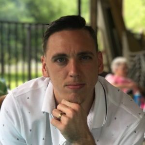 Meet your Posher, Taylor