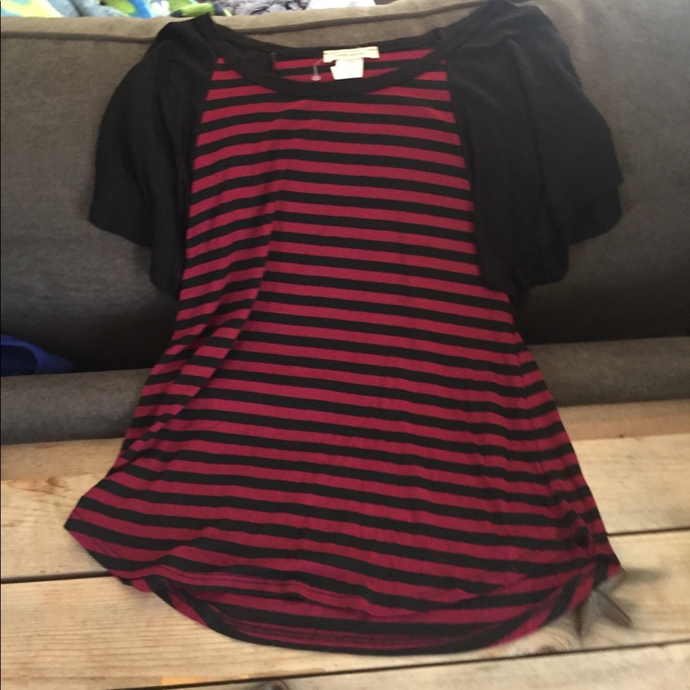 Black and red striped tee