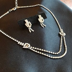 Crystal Necklace and Earrings set - BEAUTIFUL