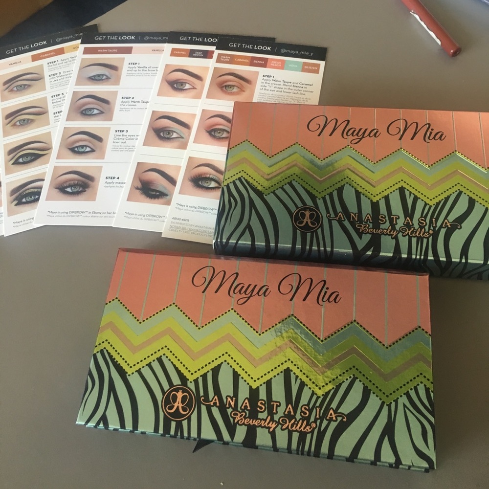 Maya Mia Palette