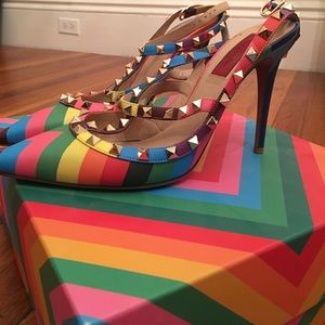 Valentino Rockstud rainbow limited edition size 40 Valentino Rockstud rainbow limited edition size 40