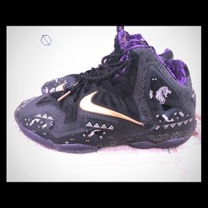 Lebron 11 size 7